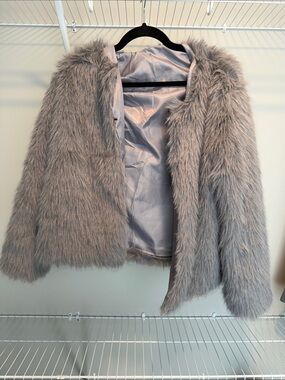 Amazon Women's Gray Faux Fur Teddy Jacket - Soft Plush Coat